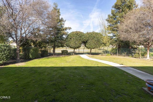 4205 Palisades Circle, Bakersfield CA: https://media.crmls.org/mediaz/7f81582c-85f7-4925-961c-8baa98a80264.jpg