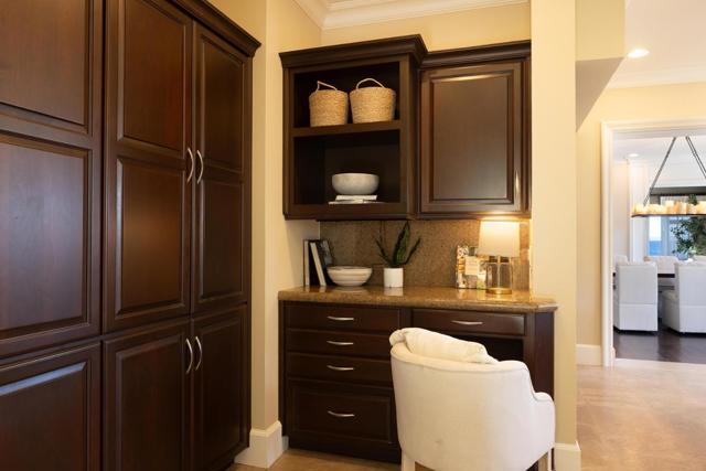 1051 Ocean View Boulevard, Pacific Grove CA: https://media.crmls.org/mediaz/7f819c1d-a65b-479c-8f4c-a07e5497e24a.jpg