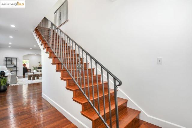 1738 18th Ave, Oakland CA: https://media.crmls.org/mediaz/7f81fd7f-349c-4d8d-88a4-fbdf96e60fa8.jpg