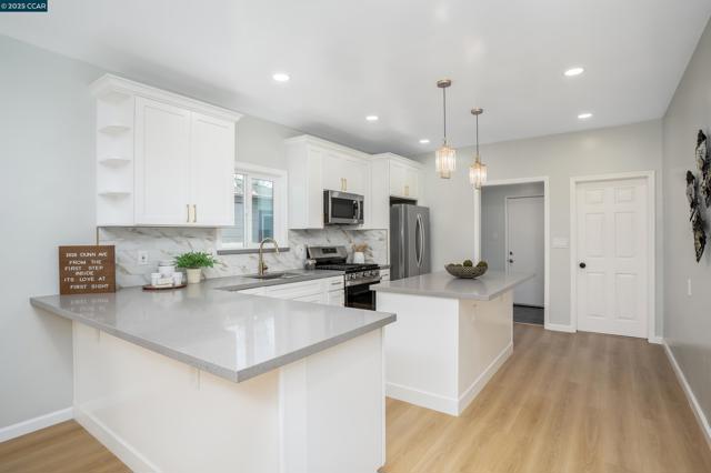 1518 Dunn Ave, Richmond CA: https://media.crmls.org/mediaz/7f824e15-5408-4caf-80ca-bd9b0e7a2582.jpg