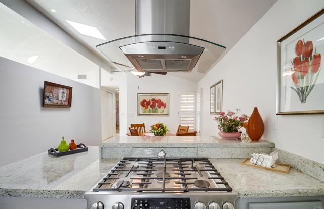 Detail Gallery Image 9 of 31 For 4613 Rainier Ave, San Diego,  CA 92120 - 3 Beds | 2 Baths