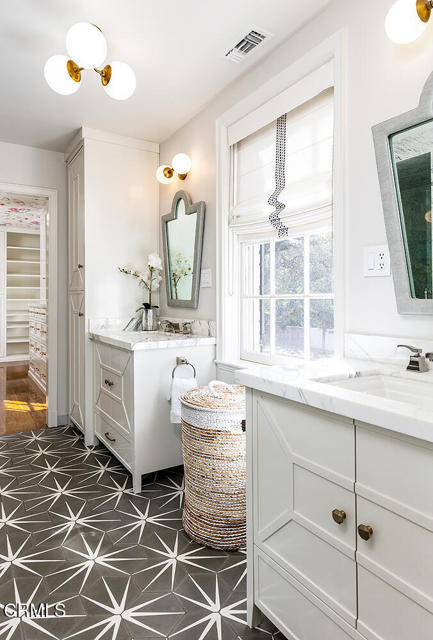 Detail Gallery Image 36 of 72 For 1230 Hillside Rd, Pasadena,  CA 91105 - 8 Beds | 6/3 Baths