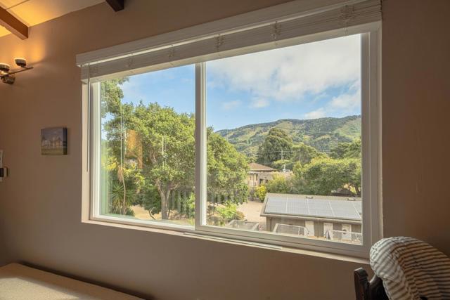 8543 Carmel Valley Road, Carmel Valley CA: https://media.crmls.org/mediaz/7f836661-7a12-4c0f-9118-85b5dc5b7f1d.jpg