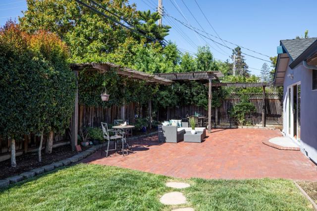 3704 Pruneridge Avenue, Santa Clara CA: https://media.crmls.org/mediaz/7f8452c3-b5ae-4dfa-af99-20a9791970c2.jpg