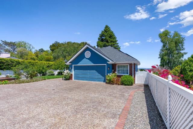 1212 Laurent Street, Santa Cruz CA: https://media.crmls.org/mediaz/7f84a087-6a21-4ecd-8f4b-069aec39d54e.jpg