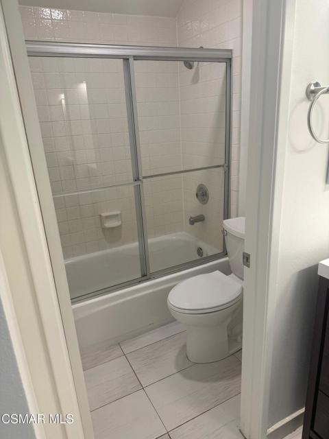 29105 Thousand Oaks Boulevard, Agoura Hills CA: https://media.crmls.org/mediaz/7f85a2ff-16ca-42fd-b136-269d76aa2060.jpg