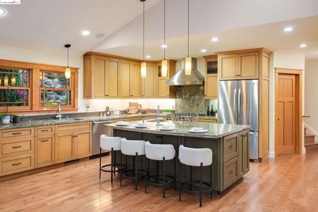 Image 8 of 60 For 6210 Elderberry Drive