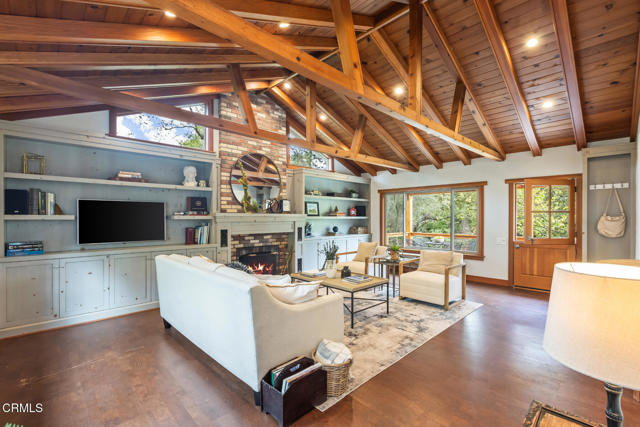 Detail Gallery Image 50 of 77 For 4254 Chevy Chase Dr, La Canada Flintridge,  CA 91011 - 6 Beds | 4 Baths