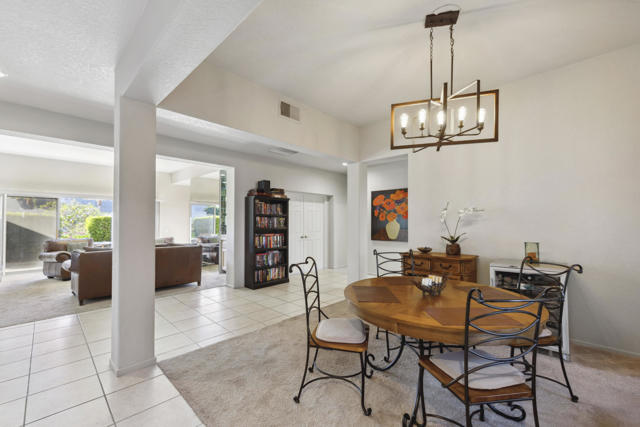 48538 Via Amistad, La Quinta CA: https://media.crmls.org/mediaz/7f87739c-7715-4351-9cfd-4c4820cdf442.jpg