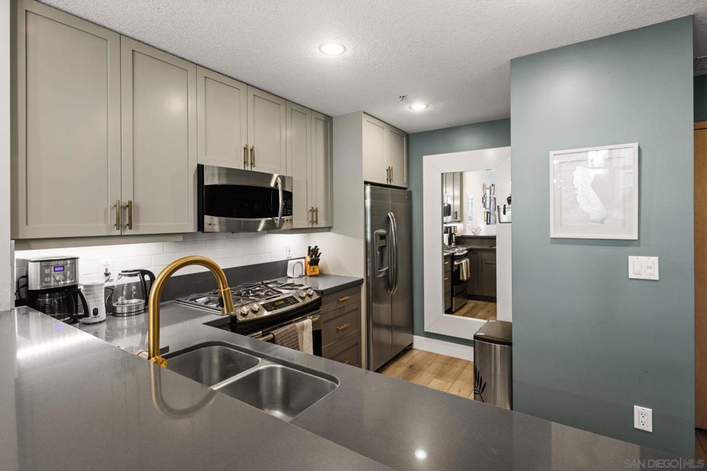 850 Beech - photo 6