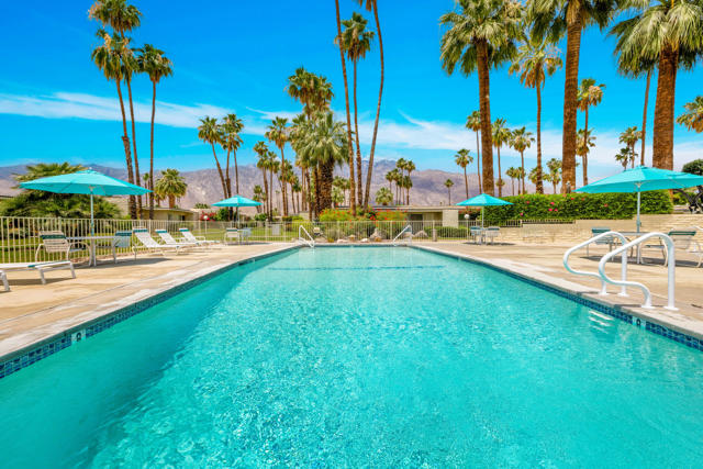 1881 S Araby Drive, Palm Springs CA: https://media.crmls.org/mediaz/7f8894df-5b23-4ade-8d23-551c59eec41d.jpg