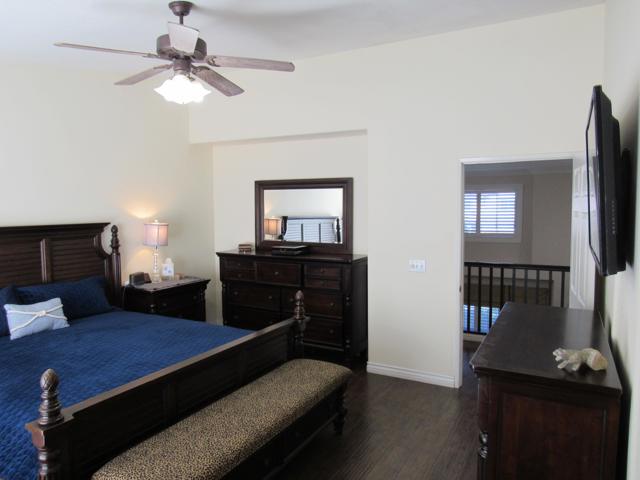 7420 Valley Meadow Avenue, Eastvale CA: https://media.crmls.org/mediaz/7f88c91e-37ee-41c1-9c76-c547bc7634d8.jpg