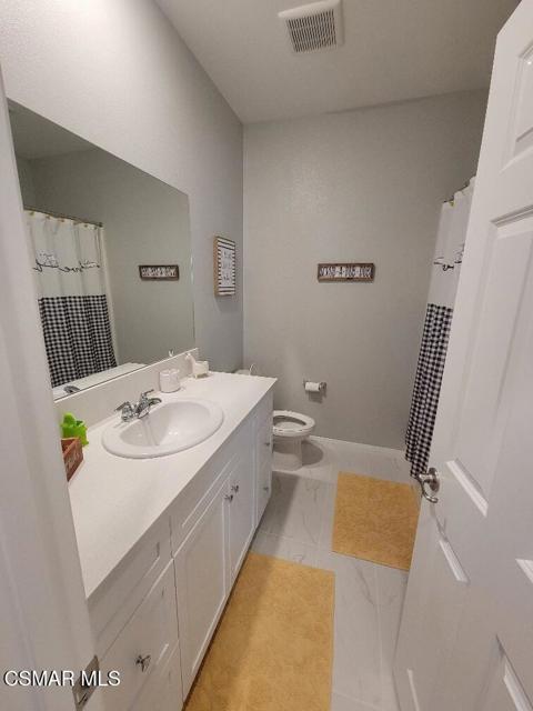 3404 Aspen Street, Simi Valley CA: https://media.crmls.org/mediaz/7f89d62d-3d95-45a2-8d61-2933987d599f.jpg