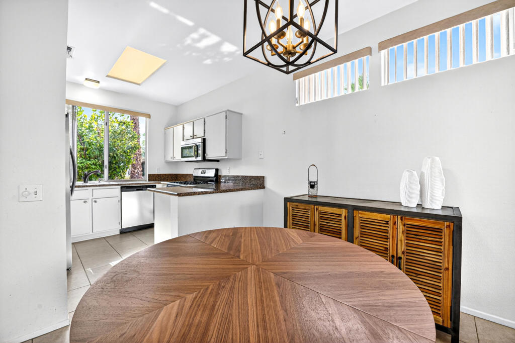 MLS #219138741DA image #1