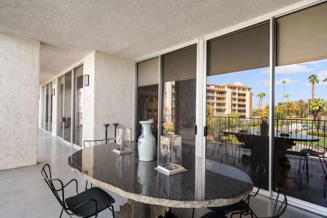 899 Island Drive #304, Rancho Mirage, CA 92270