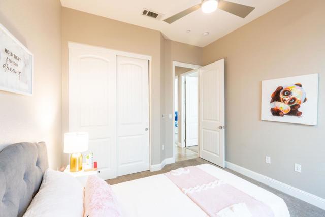 Image 42 of 88 For 493 Yelland Way