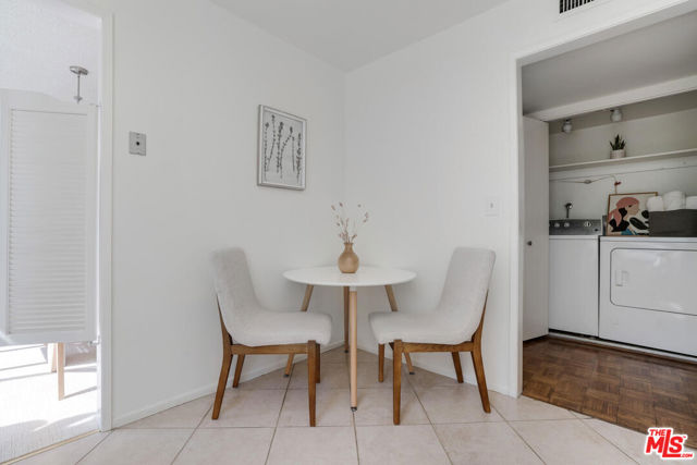 15060 Victory Boulevard, 105 photo 8