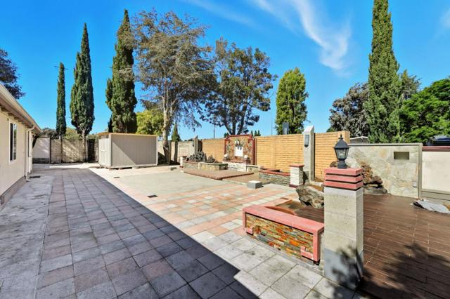 1199 Blazingwood Drive, Sunnyvale CA: https://media.crmls.org/mediaz/7f8c8940-12dc-4ea0-9d9f-59be5c658423.jpg