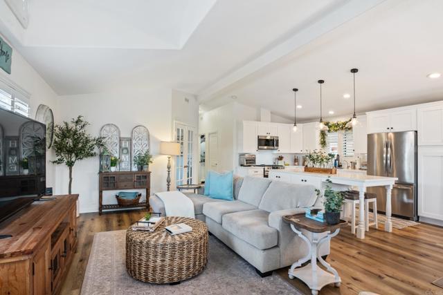 Detail Gallery Image 6 of 29 For 10771 Black Mountain Dr #58,  San Diego,  CA 92126 - 2 Beds | 2 Baths