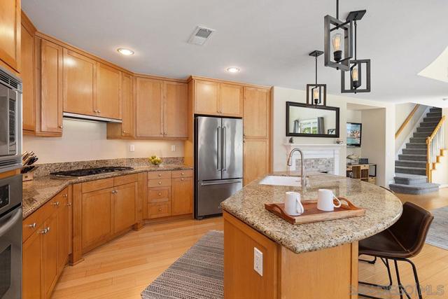 2852 Laning Road, San Diego CA: https://media.crmls.org/mediaz/7f8d52a1-6d1e-44a0-b40b-e60c60515303.jpg