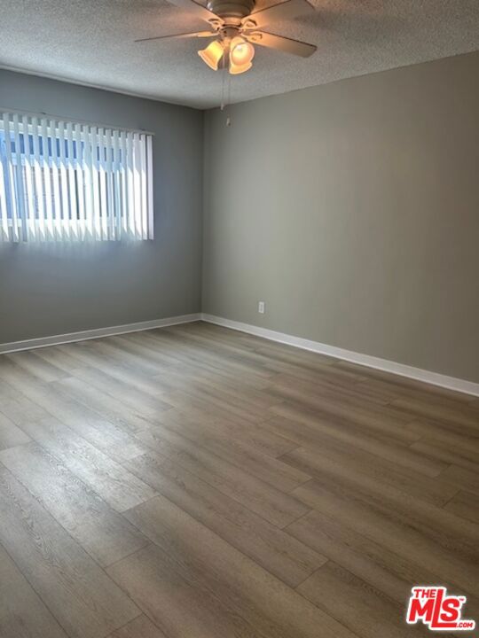 3560 S Centinela Avenue, Los Angeles CA: https://media.crmls.org/mediaz/7f8e4427-7171-4bdc-b747-7f9e31a5b234.jpg