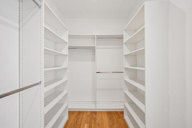 1 Millbrae Circle, Millbrae CA: https://media.crmls.org/mediaz/7f8e4c4a-fd2f-40e2-9061-f6a46283f29e.jpg