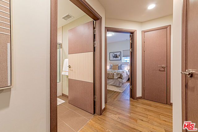 903 S New Hampshire Avenue, Los Angeles CA: https://media.crmls.org/mediaz/7f902d82-99de-4c90-a39d-03e83d088bfa.jpg