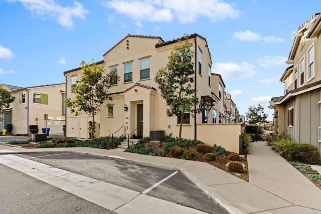 Detail Gallery Image 1 of 1 For 1927 Corte Agata #161,  Chula Vista,  CA 91913 - 3 Beds | 2/1 Baths