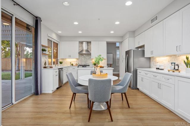 3071 Sprucewood Ln, Escondido CA: https://media.crmls.org/mediaz/7f911f66-dec9-4fc3-b814-17e15f81a055.jpg