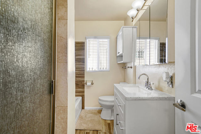 2046 W 112th Street, Los Angeles CA: https://media.crmls.org/mediaz/7f9163f4-e71a-450e-b57b-b2efae15bd56.jpg