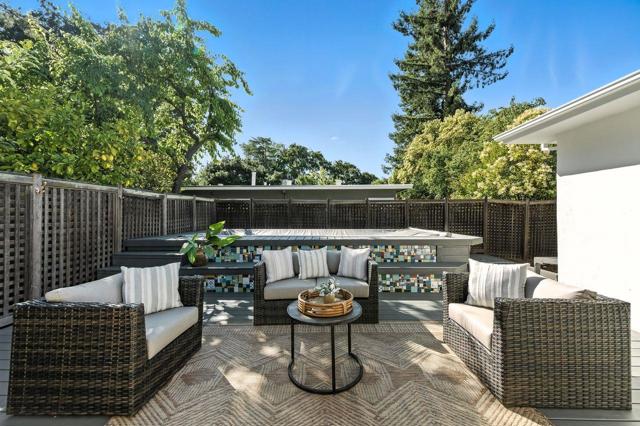 1422 W Selby Lane, Redwood City CA: https://media.crmls.org/mediaz/7f91cef0-35a2-45d4-9cb1-d2a2bd24496f.jpg