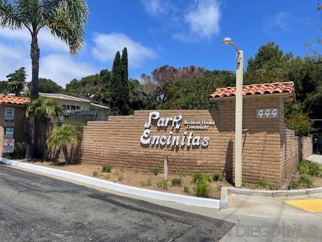 444 N N El Camino Real, Encinitas CA: https://media.crmls.org/mediaz/7f91e8df-1b01-4d15-b45e-ff743d7bab61.jpg