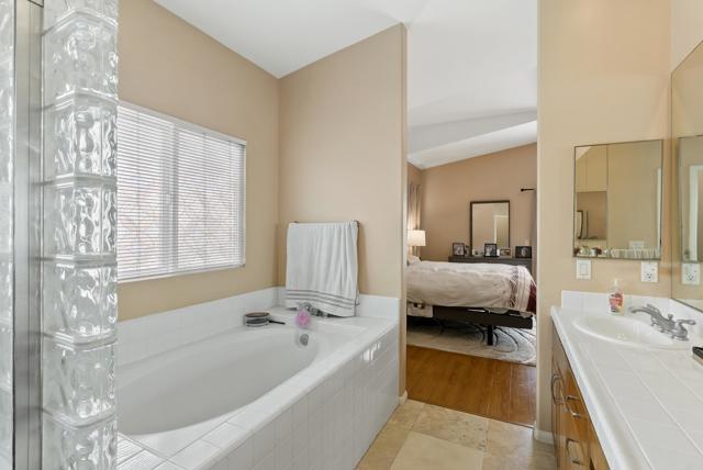 Detail Gallery Image 35 of 73 For 535 F Ave #4,  Coronado,  CA 92118 - 3 Beds | 2 Baths