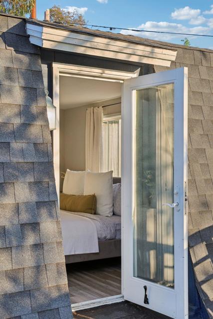 26086 Bear Valley Heights Road, Escondido CA: https://media.crmls.org/mediaz/7f94054a-853f-459c-a040-061fc8830c9b.jpg