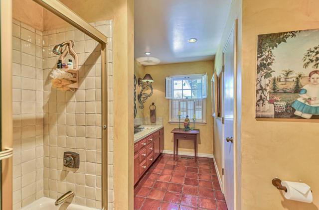 29225 Chualar Canyon Road, Chualar CA: https://media.crmls.org/mediaz/7f94287d-7c34-4b1c-9e07-532b5b8183fe.jpg