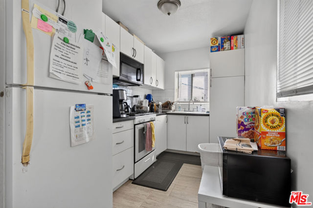 1308 West 53rd Street photo 27