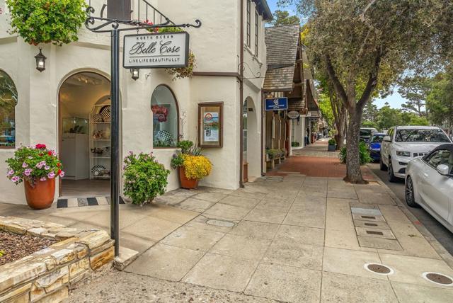5 NE of 4th on Lopez, Carmel CA: https://media.crmls.org/mediaz/7f949cc9-f6b4-4d4e-8f45-5fa80dcb9d21.jpg