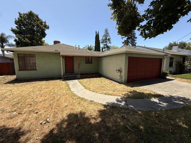3032 El Sobrante Street, Santa Clara CA: https://media.crmls.org/mediaz/7f95a227-de44-40d3-ba1e-9e6a667009e9.jpg
