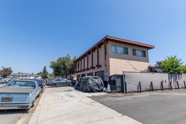 Detail Gallery Image 3 of 53 For 1109 E Lexington, El Cajon,  CA 92019 - – Beds | – Baths
