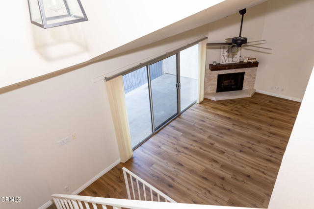 Detail Gallery Image 5 of 43 For 741 Warwick Ave, Thousand Oaks,  CA 91360 - 2 Beds | 1/1 Baths