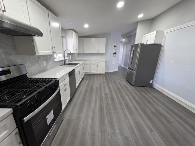 3637 Snell Avenue, San Jose CA: https://media.crmls.org/mediaz/7f9905a3-2b7d-4cbe-aeee-6af874586889.jpg