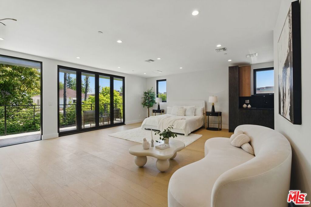 4906 Van Noord AvenueSherman Oaks image #30