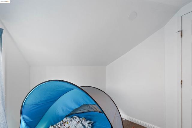 120 Sunset Ave, Vallejo CA: https://media.crmls.org/mediaz/7f9cf3bf-5910-4540-b7db-5669977afec5.jpg