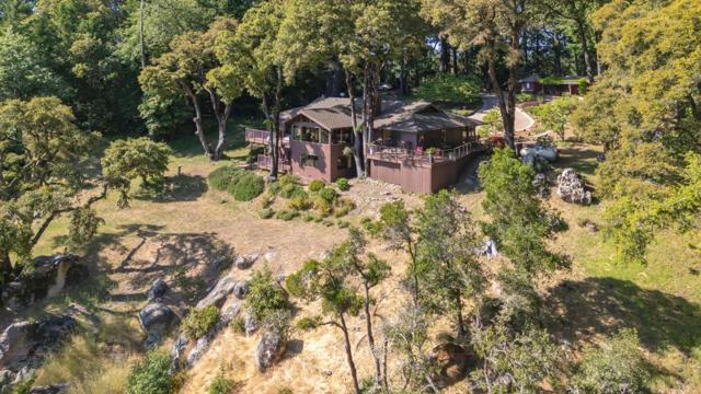 170 Fox Run, Los Gatos CA: https://media.crmls.org/mediaz/7f9e4eca-e0b8-4bbf-8479-7e3593f01762.jpg