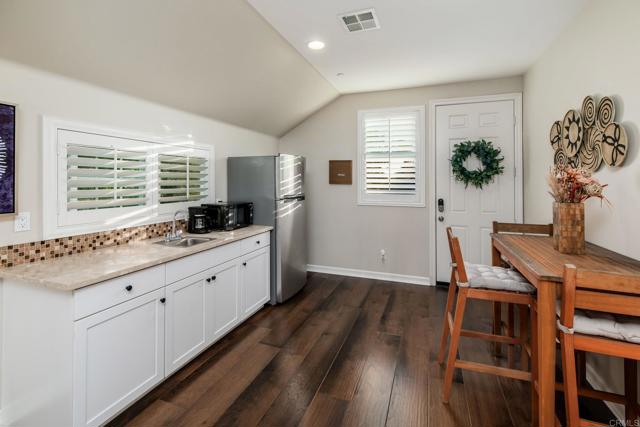 Detail Gallery Image 30 of 45 For 3736 Donna Ct, Carlsbad,  CA 92008 - 5 Beds | 4 Baths