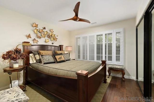 3868 Avenida Feliz, Rancho Santa Fe CA: https://media.crmls.org/mediaz/7f9f6047-f1bd-49e5-9042-d106e894242f.jpg