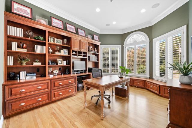 6585 Redwood Retreat Road, Gilroy CA: https://media.crmls.org/mediaz/7fa097dc-ee8d-45d1-a79e-2ef90cc3fe9d.jpg