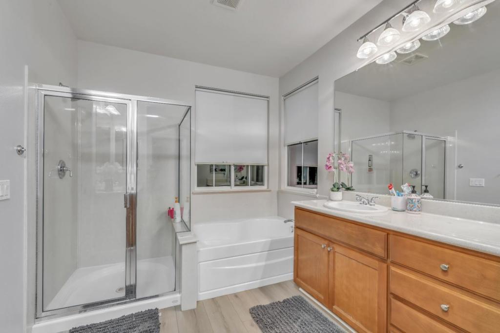 7Fa1022E D613 41Cd Ac71 45E3D7229Ec7 310 Ashlee Avenue, Tracy, Ca 95391 &Lt;Span Style='BackgroundColor:transparent;Padding:0Px;'&Gt; &Lt;Small&Gt; &Lt;I&Gt; &Lt;/I&Gt; &Lt;/Small&Gt;&Lt;/Span&Gt;