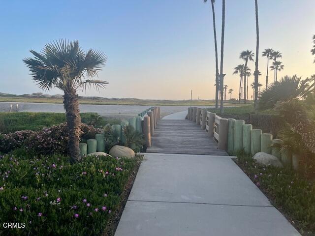 795 Seawind Way, Port Hueneme CA: https://media.crmls.org/mediaz/7fa14692-4c0d-4813-a19a-4ff1a135f170.jpg