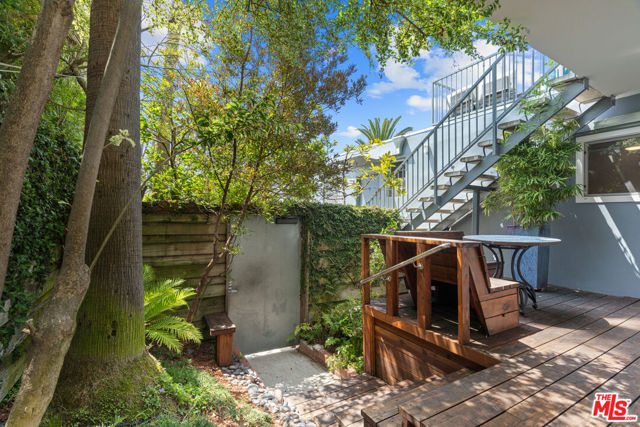 631 Pier Avenue, Santa Monica CA: https://media.crmls.org/mediaz/7fa1b51f-ddf3-46d9-846b-2c1d0934160a.jpg